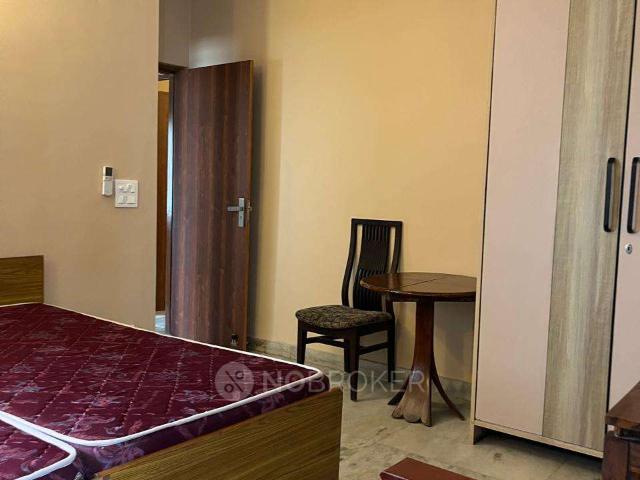 Property for rent in Deri