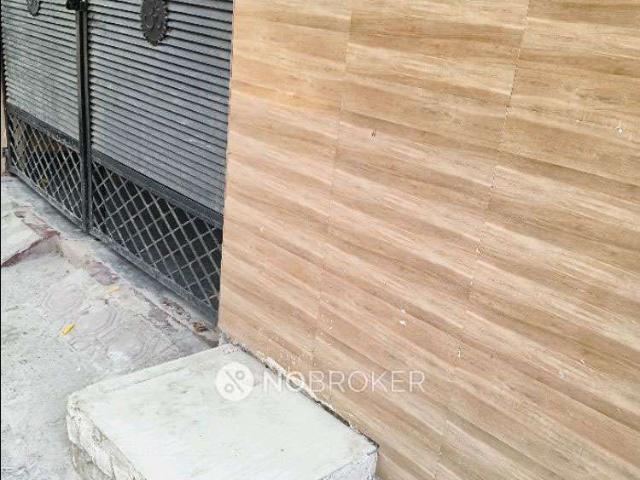 Property for rent in Hariana