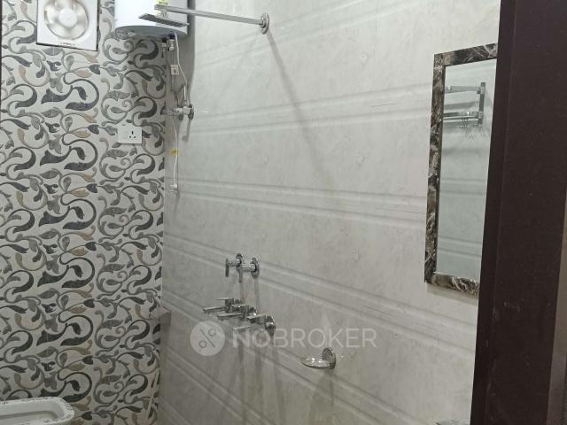 Property for rent in West Delhi, Deri