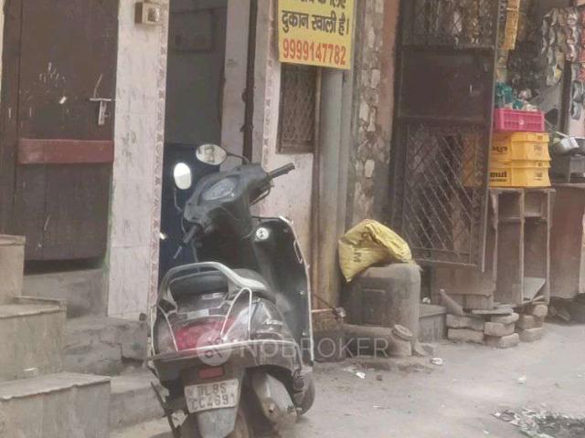 Property for rent in West Delhi, Deri