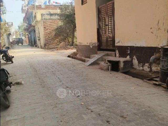 Property for rent in Hariana