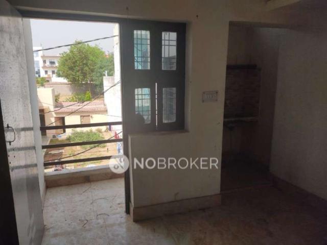 Property for rent in Hariana