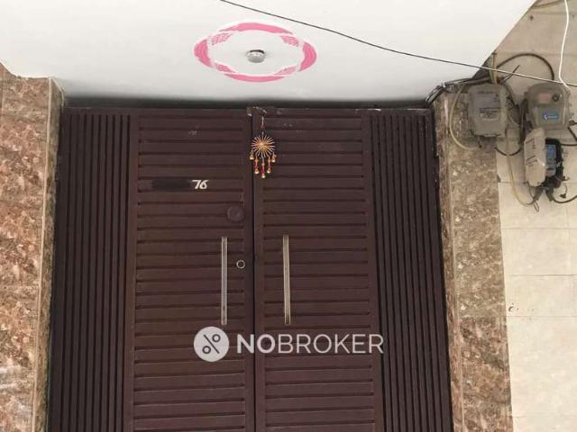Property for rent in East Delhi, Deri
