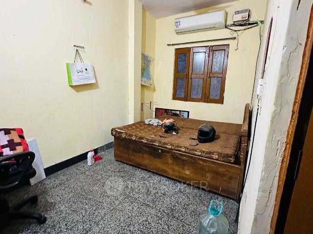 Property for rent in East Delhi, Deri