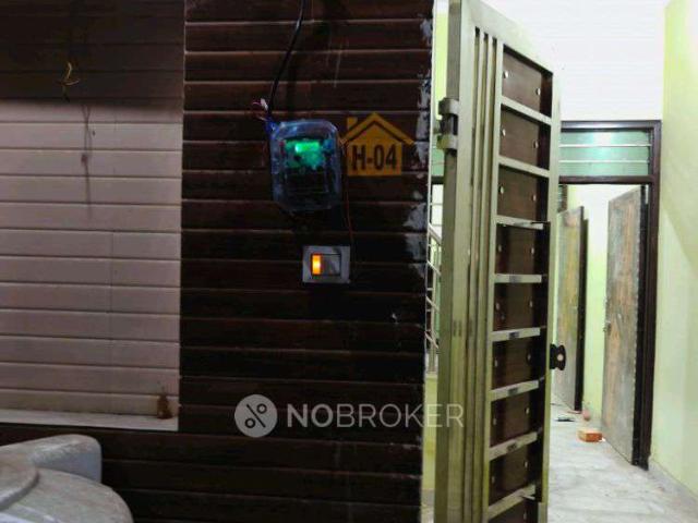 Property for rent in Hariana