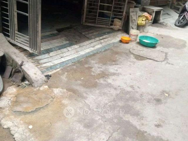 Property for rent in East Delhi, Deri