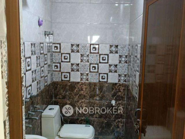 Property for rent in West Delhi, Deri