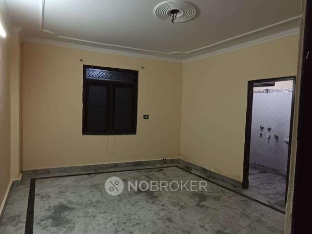 Property for rent in Deri