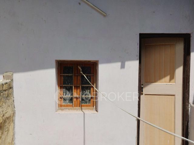 Property for rent in Sector 18, Faridabad