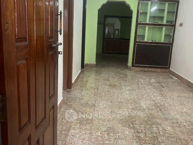 Property for rent in Alapakam, Tamil Nadu