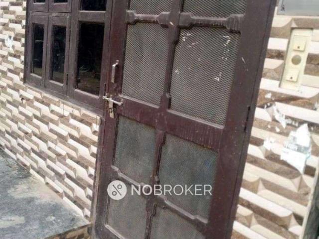 Property for rent in Hariana