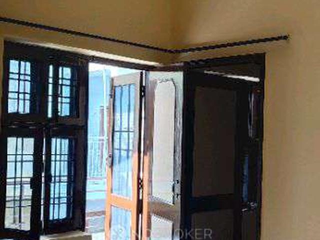Property for rent in Hariana