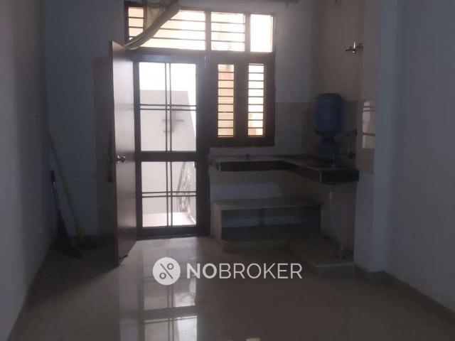 Property for rent in Hariana