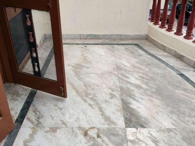 Property for rent in Hariana