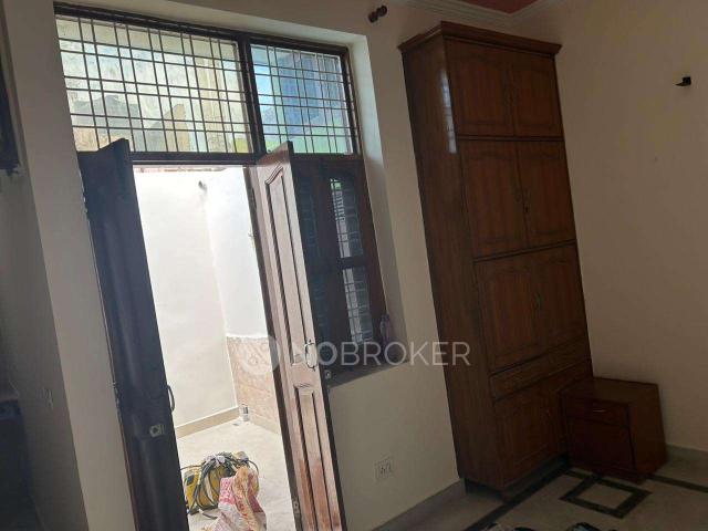 Property for rent in Hariana