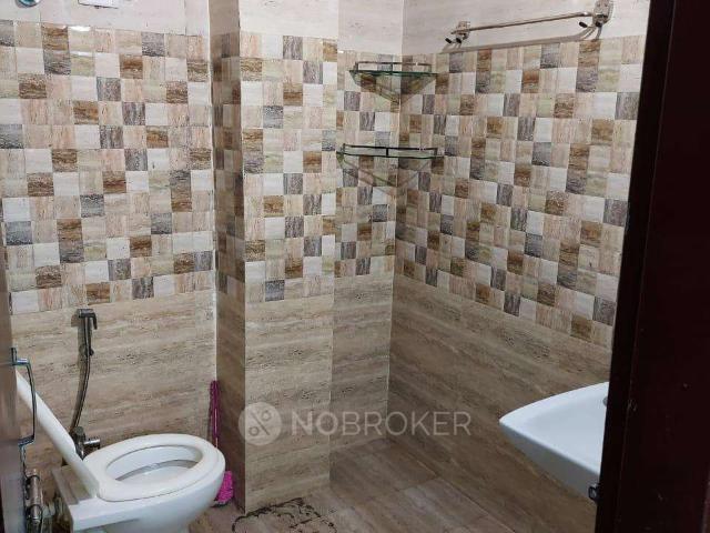 Property for rent in Hariana