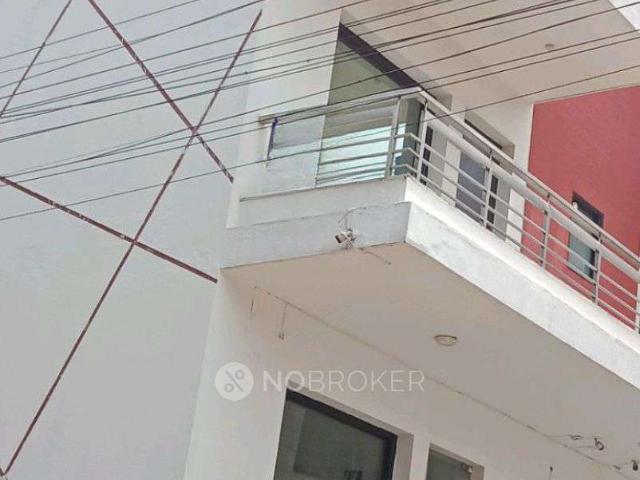 Property for rent in Hariana