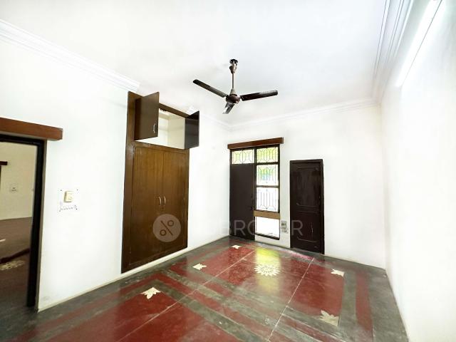 Property for rent in Hariana