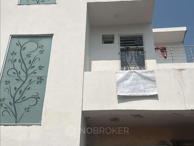 Property for rent in Hariana