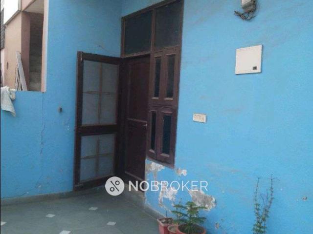Property for rent in Hariana