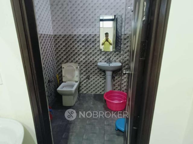 Property for rent in Hariana