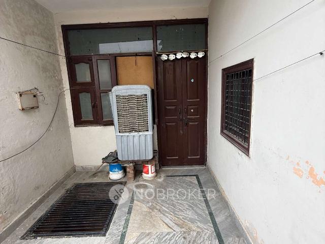 Property for rent in Hariana