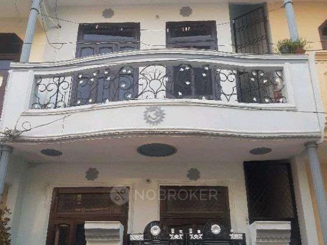 Property for rent in Hariana