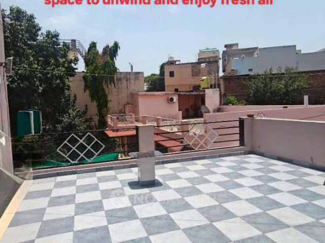 Property for rent in Hariana