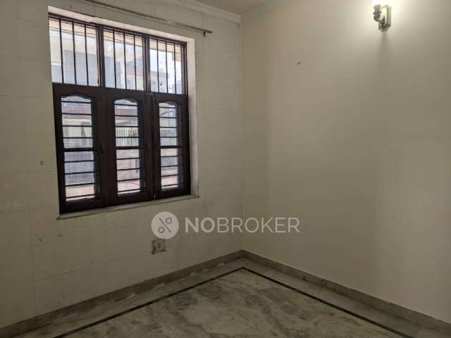 Property for rent in Hariana