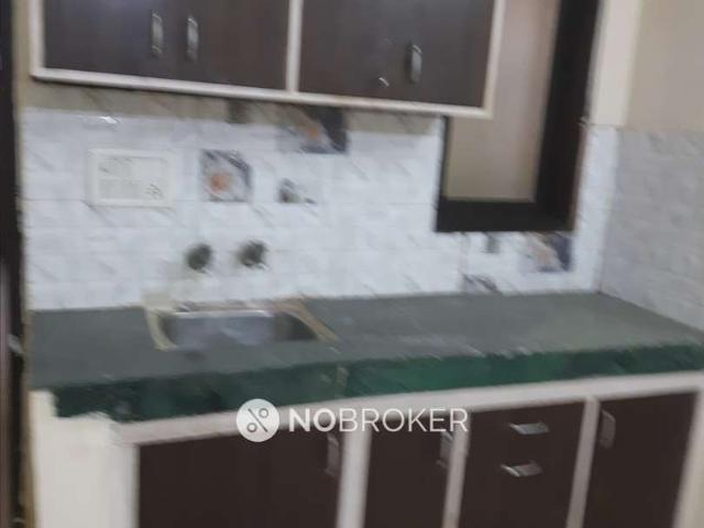Property for rent in East Delhi, Deri
