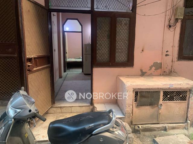 Property for rent in West Delhi, Deri