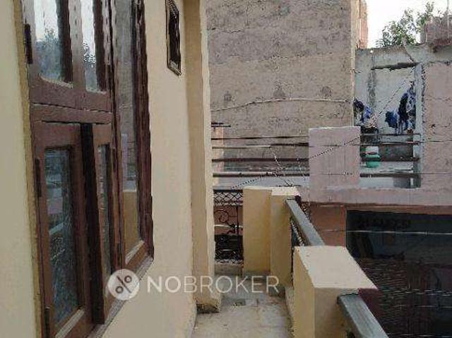 Property for rent in Hariana