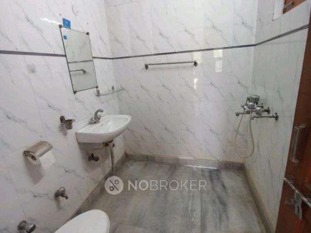 Property for rent in West Delhi, Deri