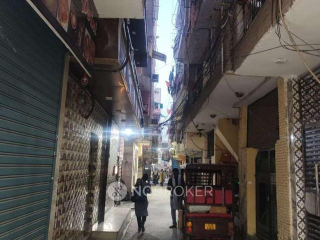 Property for rent in West Delhi, Deri