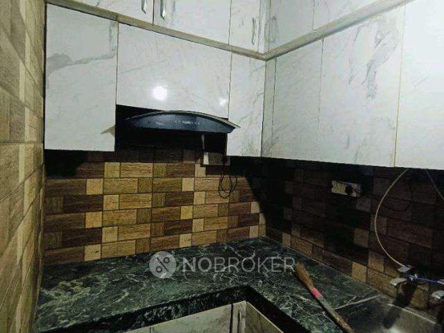 Property for rent in West Delhi, Deri