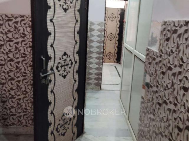 Property for rent in West Delhi, Deri