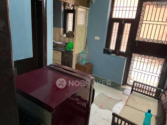 Property for rent in West Delhi, Deri