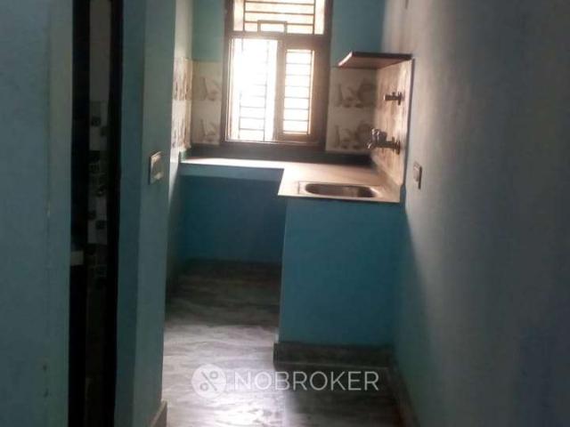 Property for rent in West Delhi, Deri