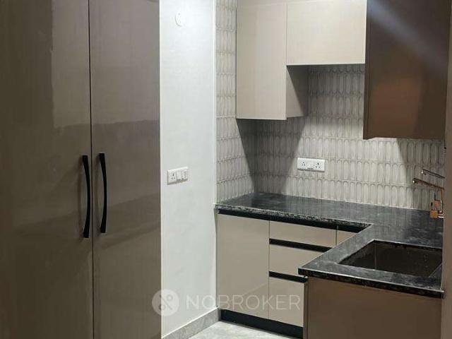Property for rent in Deri