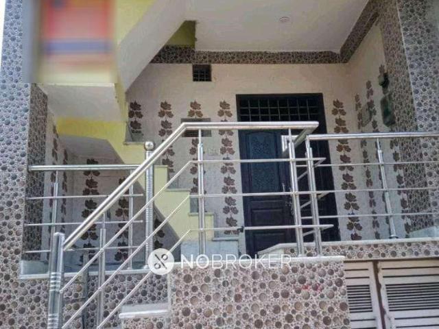 House for sale in North West Delhi, Deri