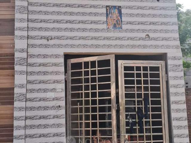 House for sale in North Delhi, Deri