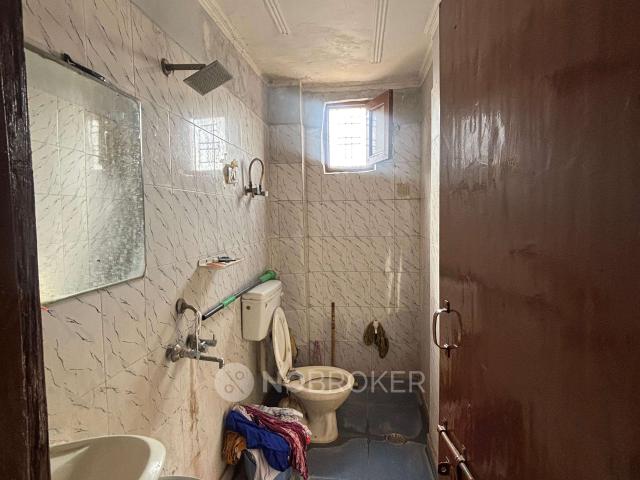 House for sale in South Delhi, Deri
