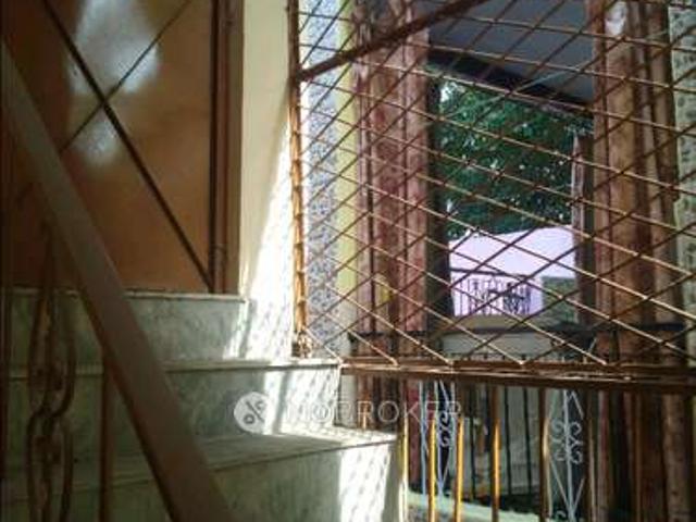House for sale in Central Delhi, Deri