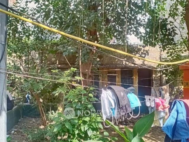 House for sale in South West Delhi, Deri