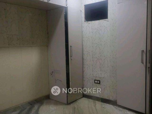 House for sale in West Delhi, Deri
