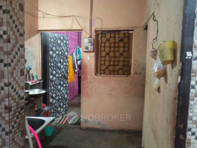 House for sale in West Delhi, Deri