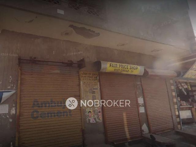 House for sale in West Delhi, Deri