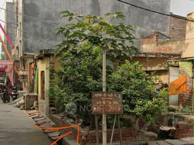House for sale in North Delhi, Deri