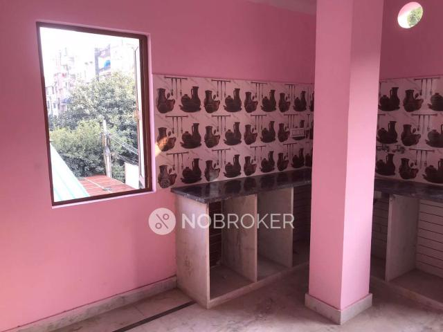 House for sale in Central Delhi, Deri