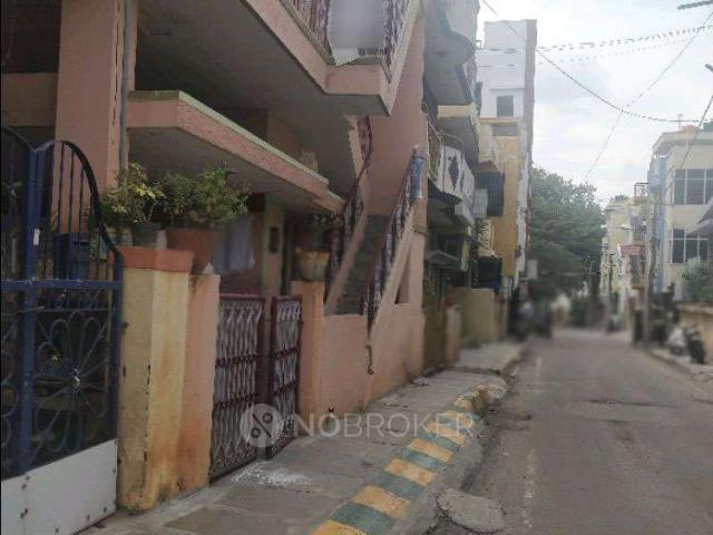 House for sale in Bangalore South, Cox Town - Bangalore